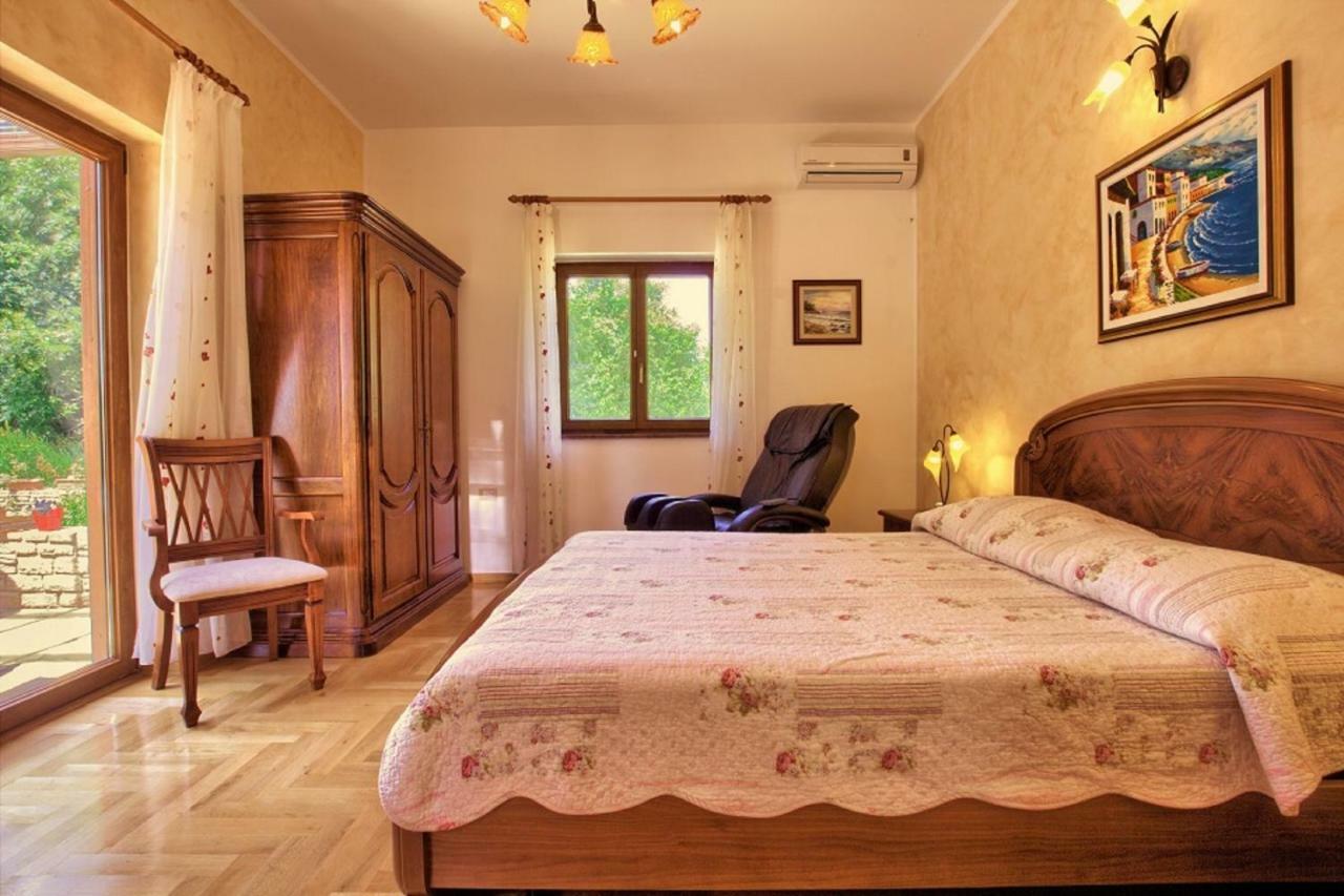 Holiday Home Sarita Šišan 외부 사진